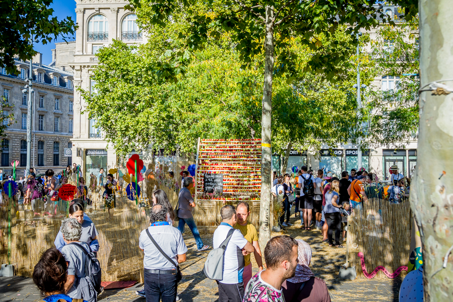 Installation place de la République.